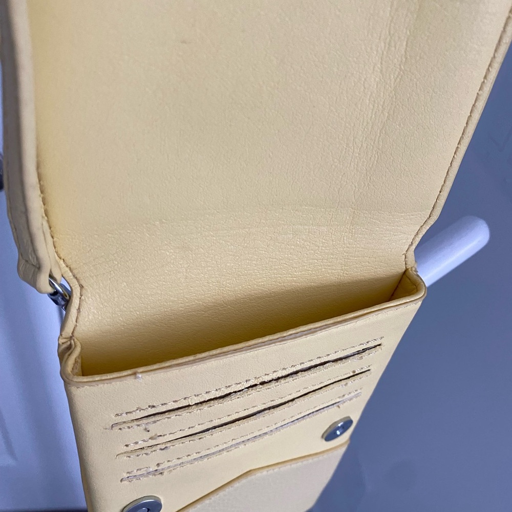 Crossbody Handbag for Spring - Picture 6 of 6